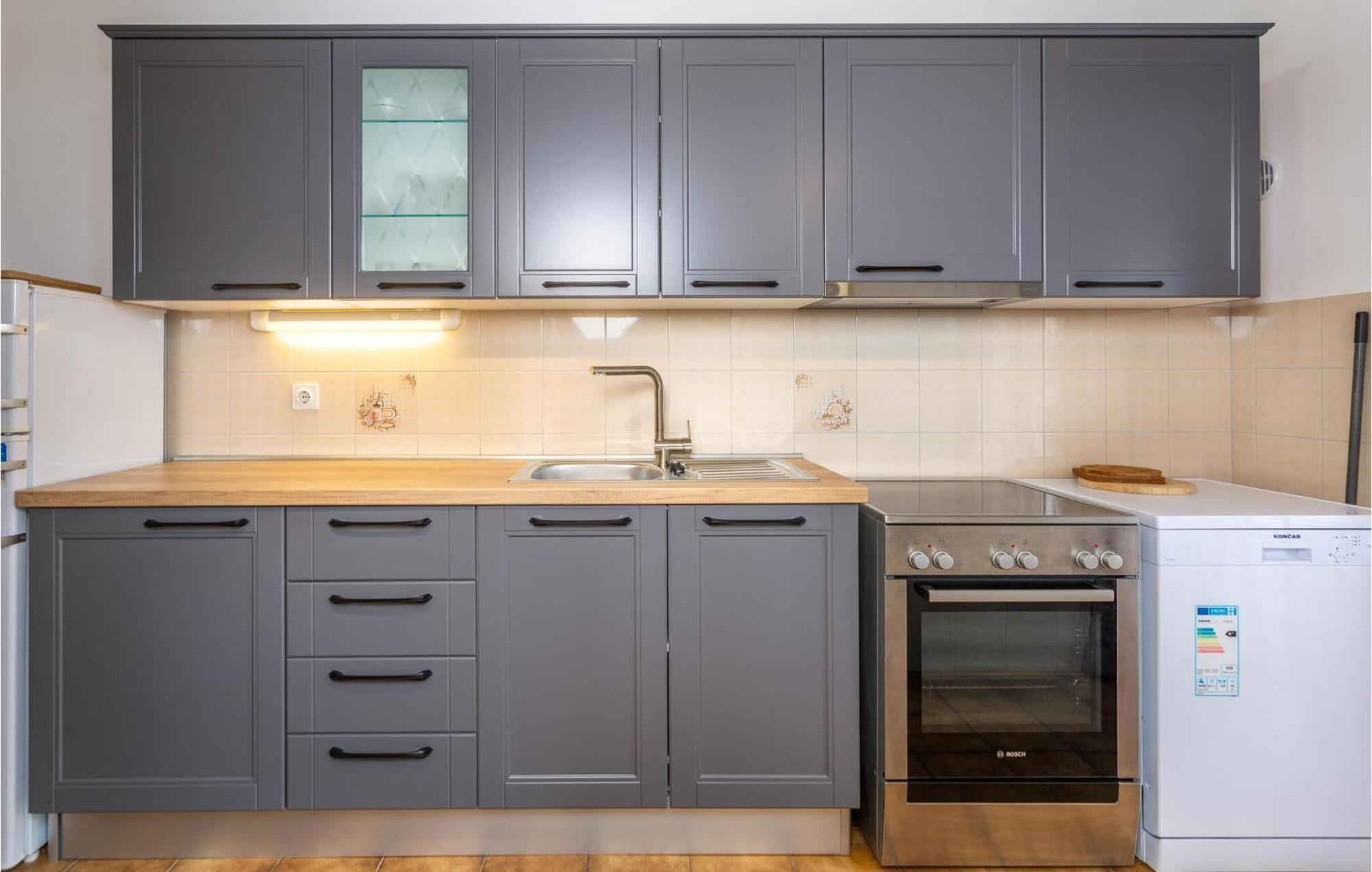 Nice Apartment In Lovran With Kitchen Esterno foto