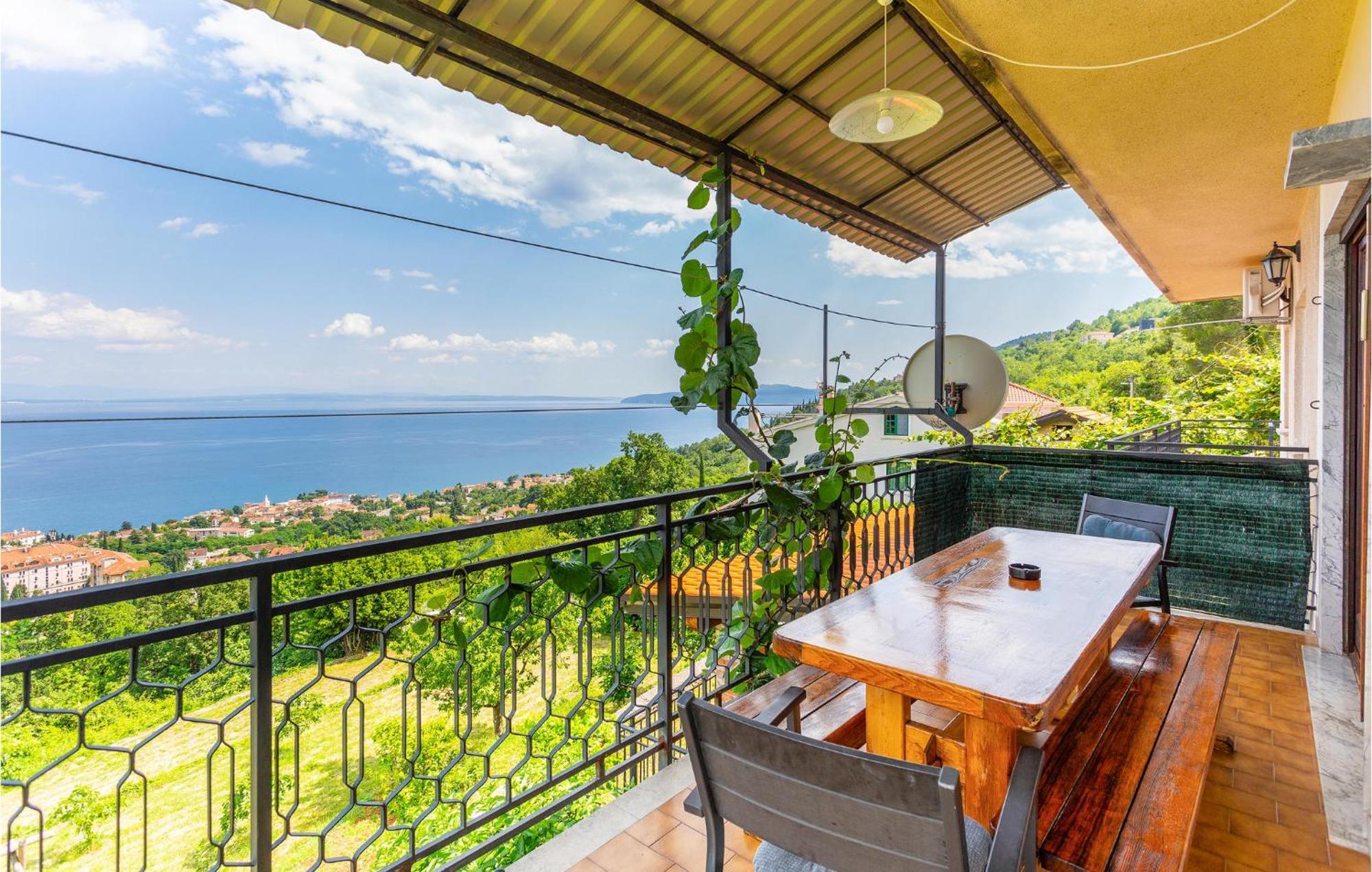 Nice Apartment In Lovran With Kitchen Esterno foto